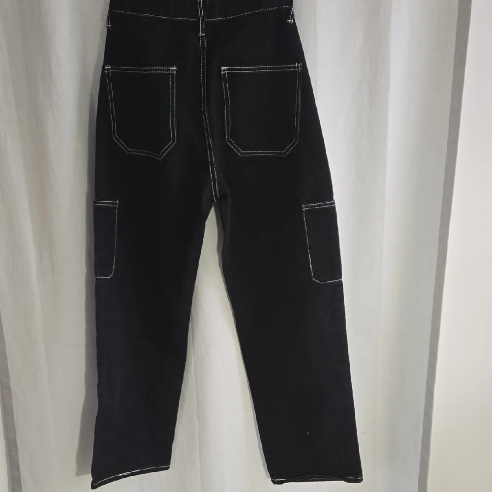 Stylish Black Kids' Jeans with Contrast Stitching